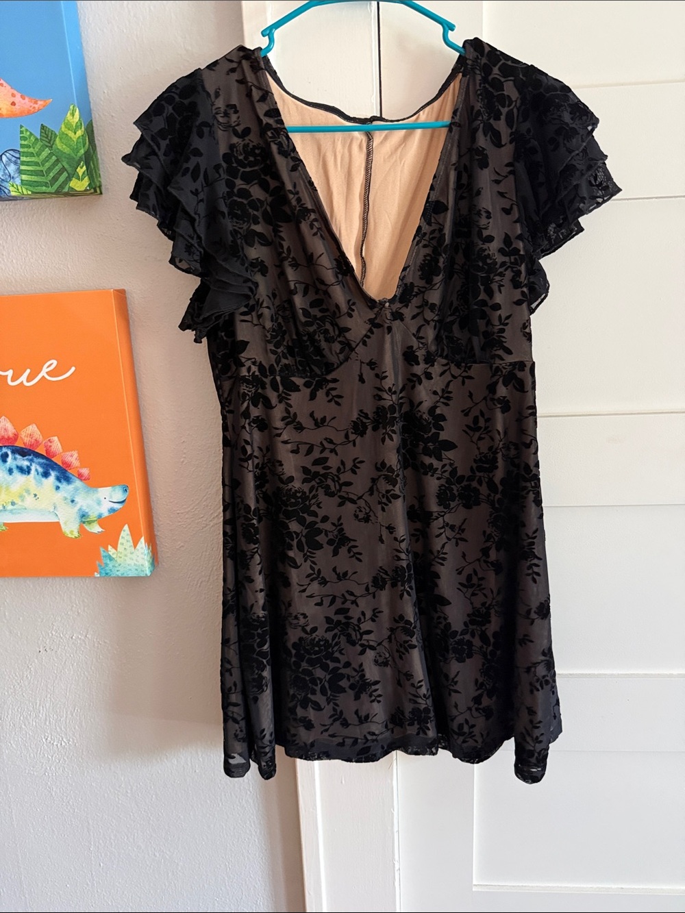 SHEIN Black Floral Burnout V-Neck Tunic